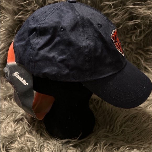 RARE NFL CHICAGO BEARS
FRANKLIN Rally Fan MASK
Fan Rally CAP HTF Collectible - Picture 5 of 13